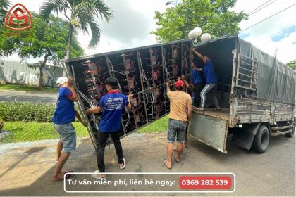 Vận chuyển màn hình led ngoài trời đến bệnh viện thẩm mỹ Siam