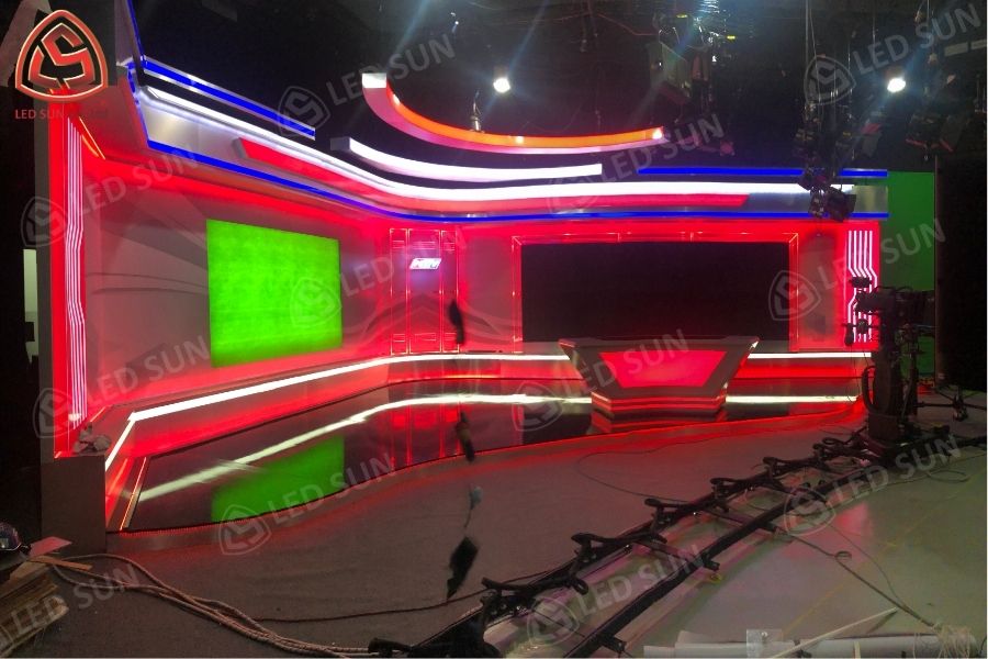 Lắp Đặt Màn Hình LED P2.5 Trường Quay - Đài HTV