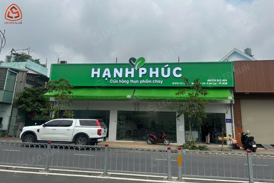 Thi Công Bảng Hiệu Cửa Hàng Thực Phẩm Chay Hạnh Phúc Tại Bình Tân