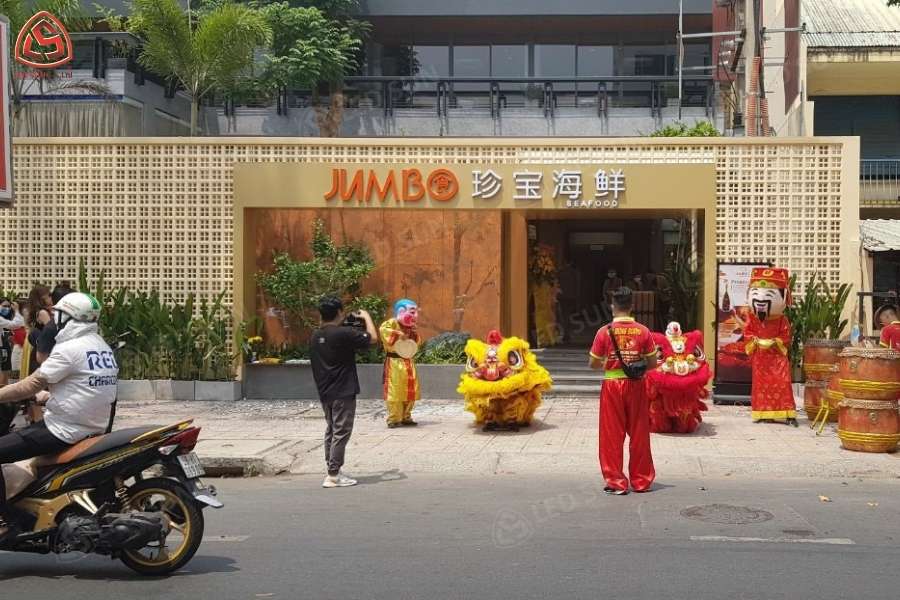 Thi Công Bảng Hiệu Nhà Hàng Jumbo Seafood Vietnam